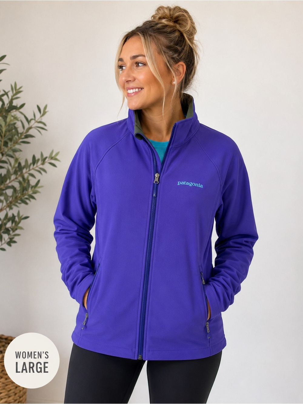 Patagonia Women's large  Full-Zip Fleece waterproof Jacket like new
